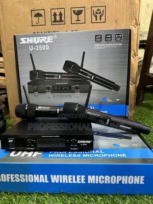 Shure U-3200 Professional Wireless Microphone System
