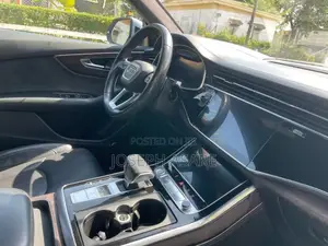 Audi Q8 55 Premium AWD quattro 2020
