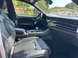 Audi Q8 55 Premium AWD quattro 2020