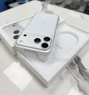 New Apple iPhone 17 Pro Max 1 TB Silver
