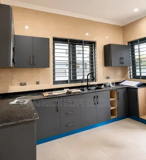 3bdrm House in Volta Estate, Baatsona Total for sale