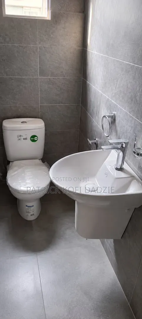 3bdrm House in Volta Estate, Baatsona Total for sale