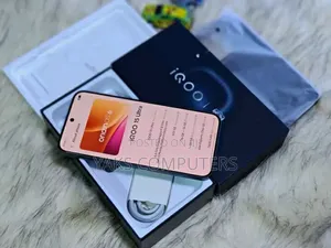 New Vivo iQOO 15 512 GB Black