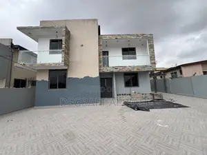 5bdrm House in Buokrom Estate, Kumasi Metropolitan for sale