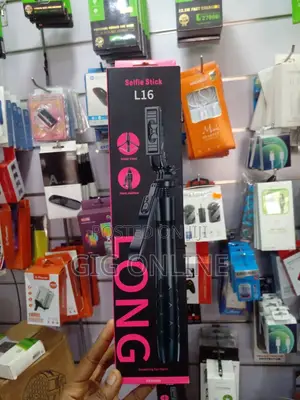 L16 Tripod With Phone Holder Remote