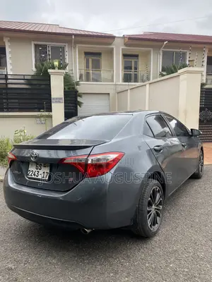 Toyota Corolla 2016 Gray