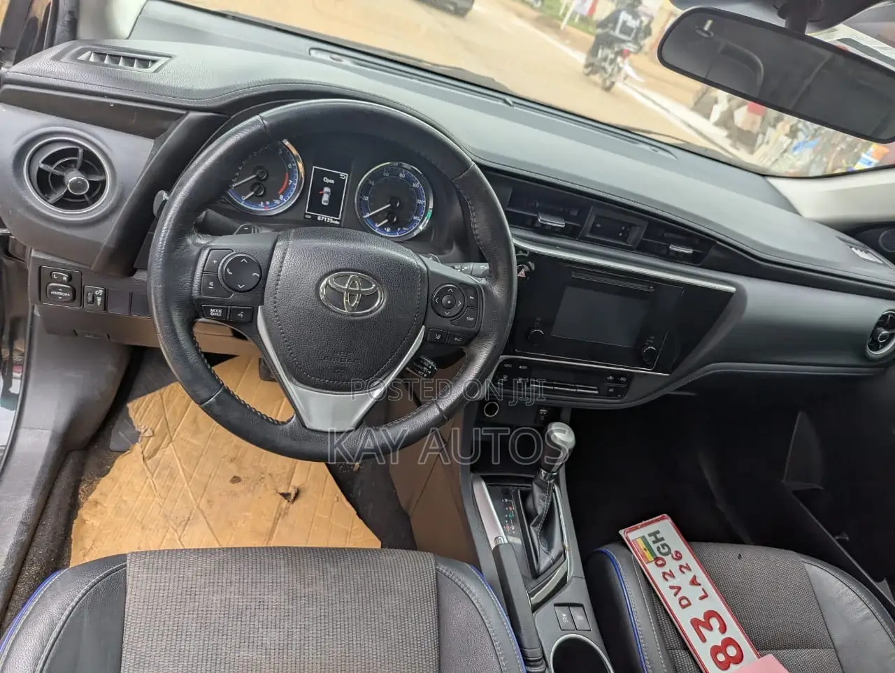 Toyota Corolla SE (1.8L 4cyl 2A) 2019 Black
