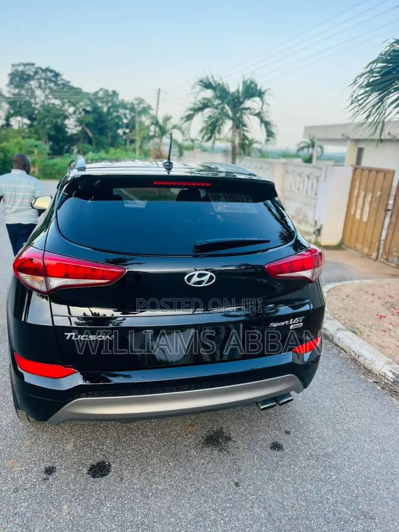 Hyundai Tucson Sport AWD 2017 Black