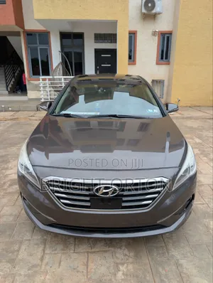 Hyundai Sonata Limited 4dr Sedan (2.4L 4cyl 6A) 2015 Gray
