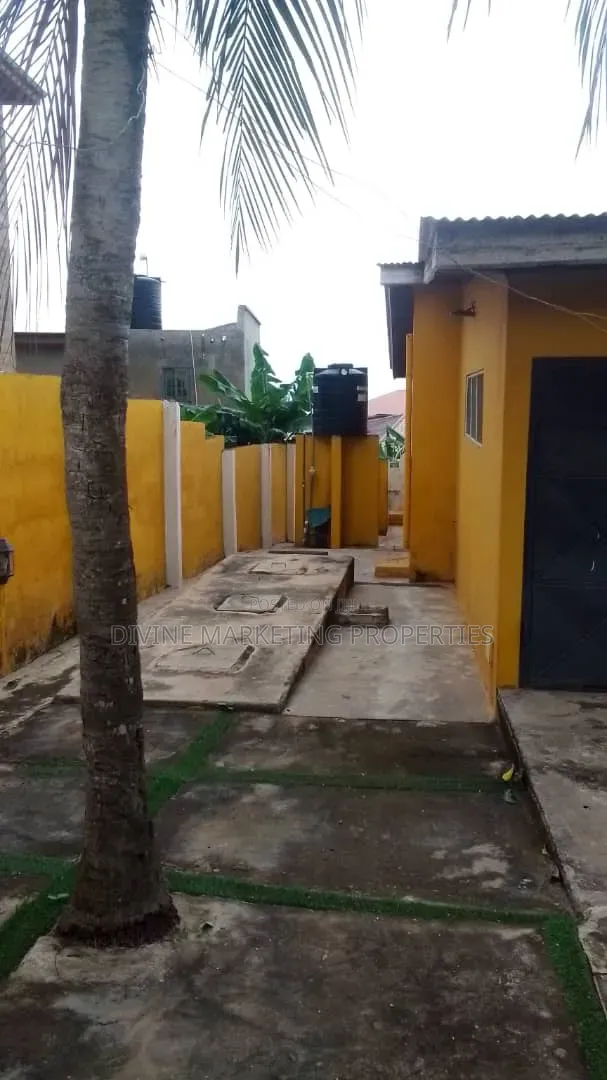 4bdrm House in Elder Kissi C Connie, New Gbawe for sale