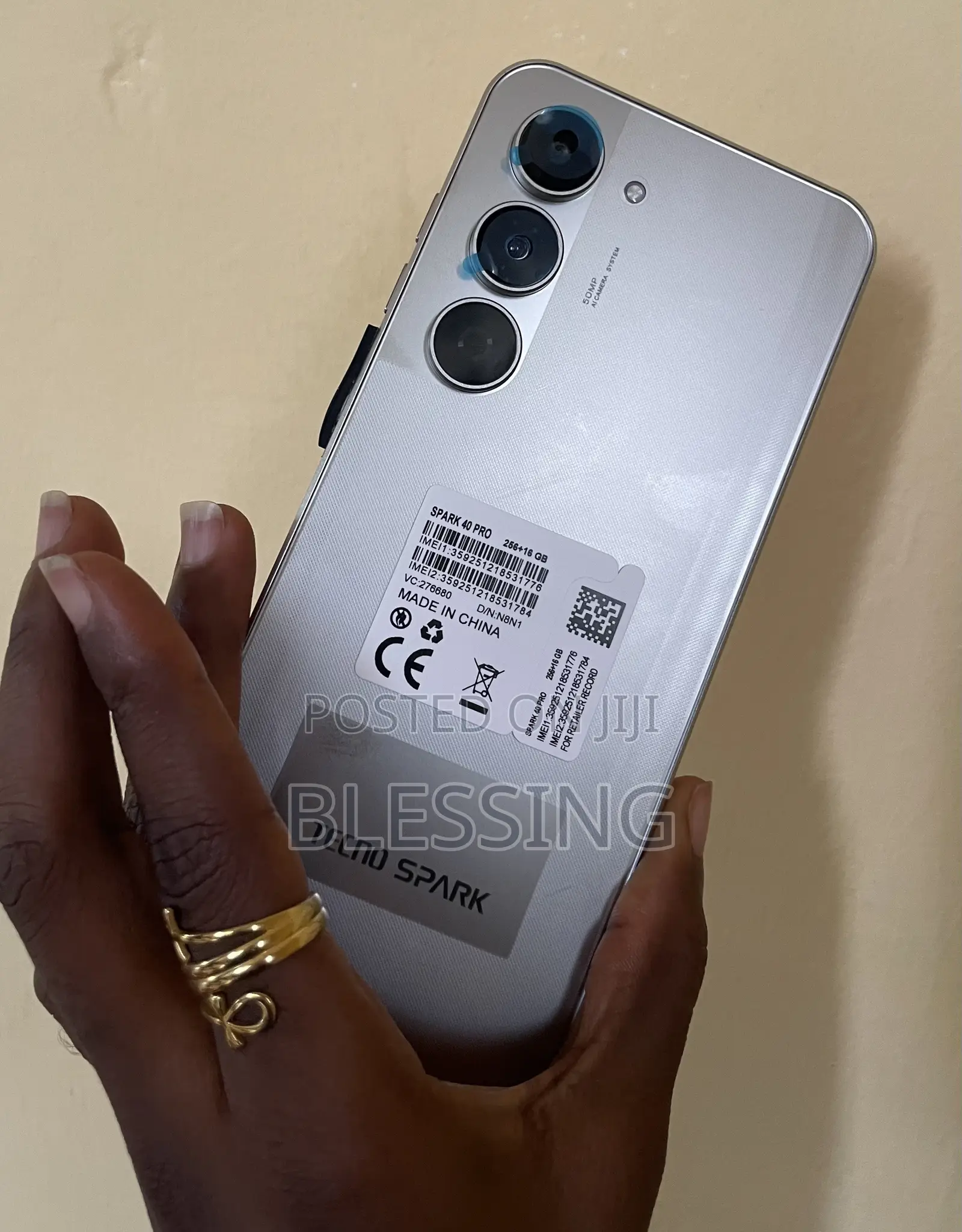 New Tecno Spark 40 Pro 256 GB Silver