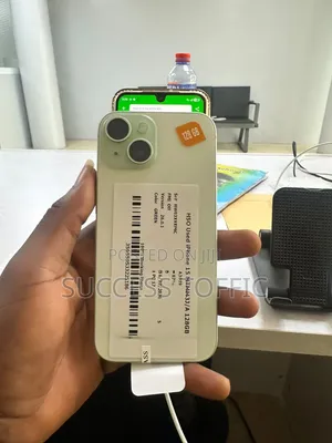 Apple iPhone 15 128 GB Green