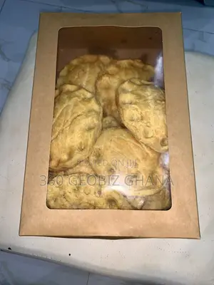Freshly Baked Meat or Fish Pies (10pcs)—Neatly Packaged for Corporate