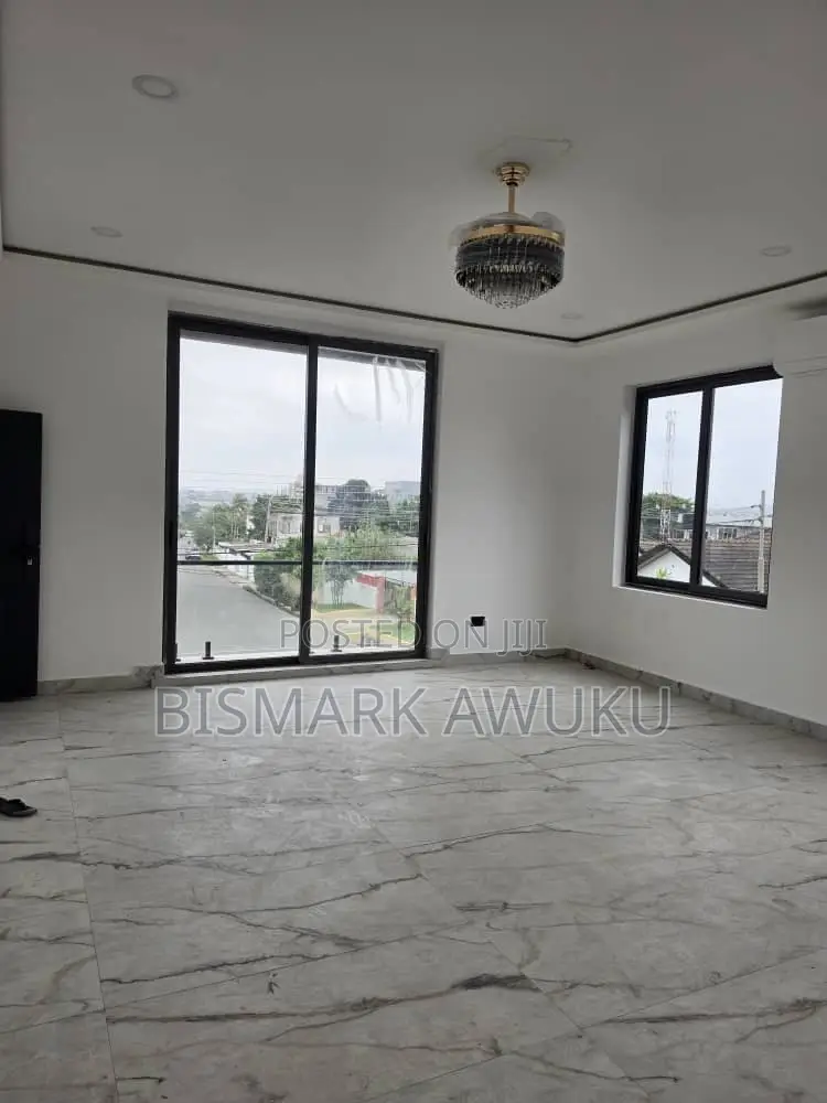 2bdrm Apartment in Abelemkpe for rent
