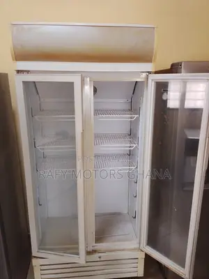 Commercial Double Door Display Chiller | Beverage Showcase Fridge