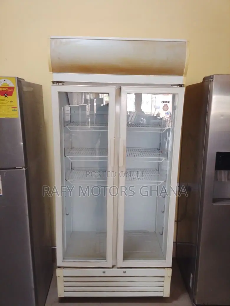 Commercial Double Door Display Chiller | Beverage Showcase Fridge