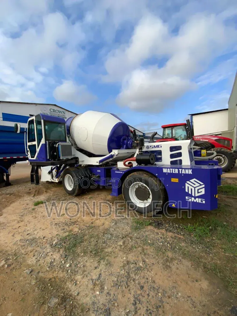 Heavy Duty Cars, Sinotruck Excavator , Concrete Mixer, Fuel Tanker