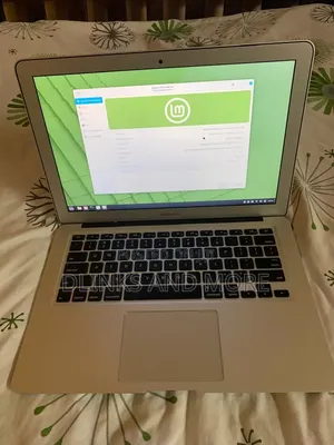 Laptop Apple MacBook 2012 8GB Intel Core i5 SSD 512GB