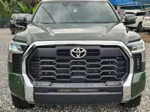 Toyota Tundra 2022 Green