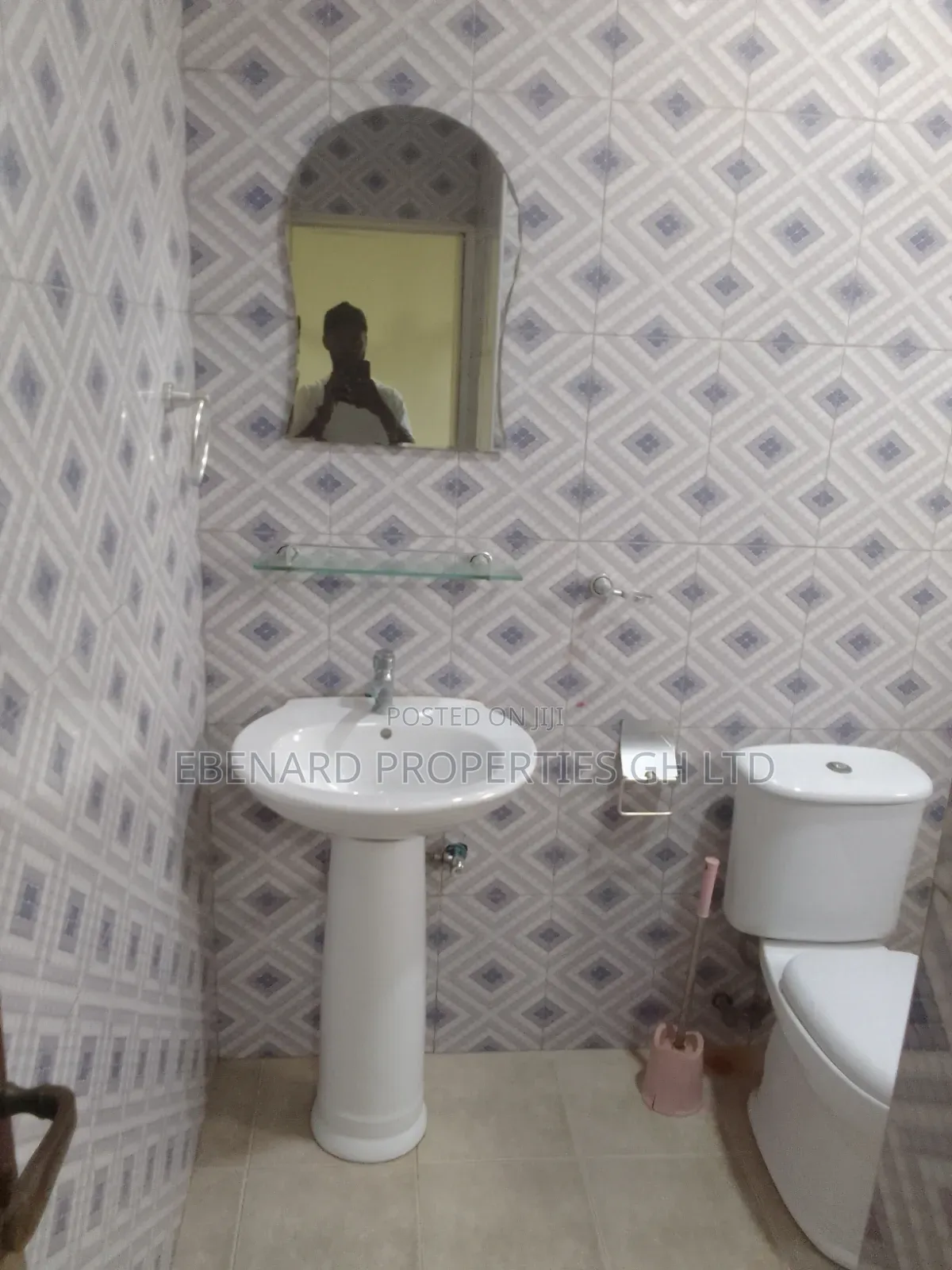 2bdrm Apartment in Ebenard Properties, Buade for rent