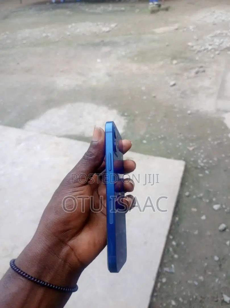 Apple iPhone 12 64 GB Blue