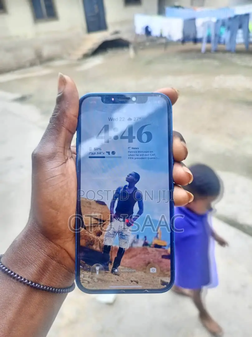 Apple iPhone 12 64 GB Blue