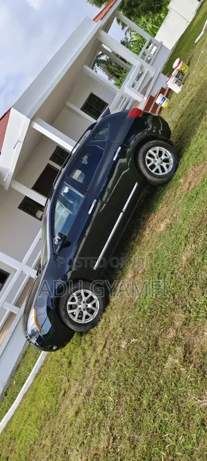 Nissan Rogue 2012 Black