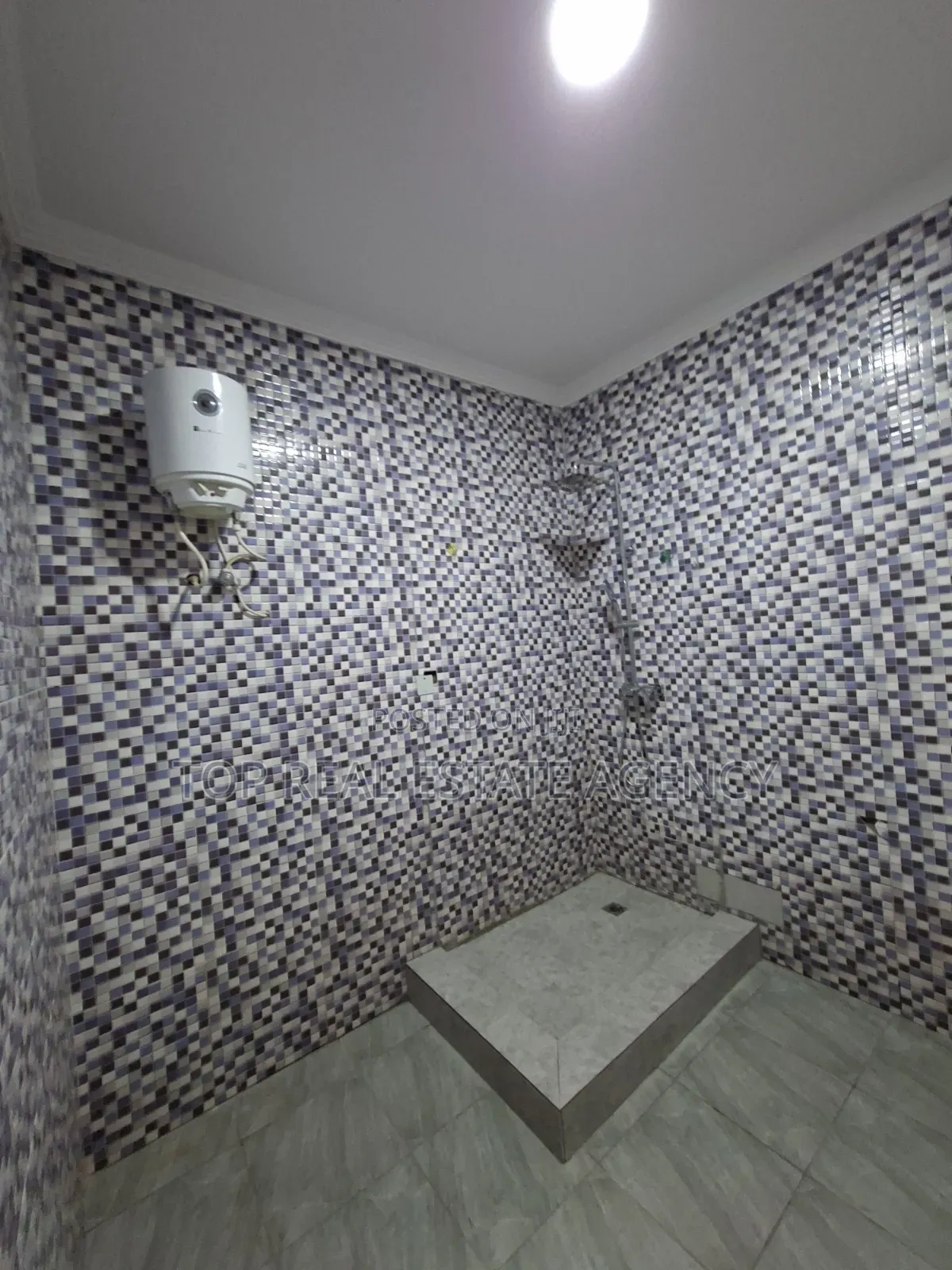 3bdrm House in Kwasi Oppong, Ga East Municipal for rent