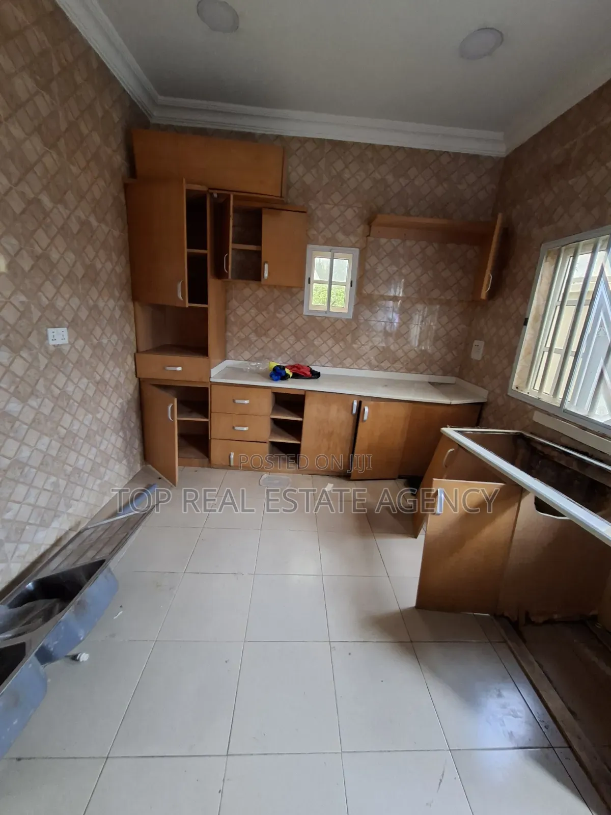 3bdrm House in Kwasi Oppong, Ga East Municipal for rent