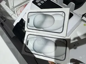 New Apple iPhone 15 256 GB Black
