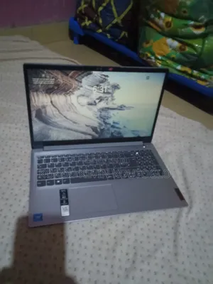 New Laptop Lenovo IdeaPad 1 8GB Intel SSD 256GB