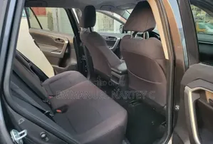 Toyota RAV4 2021 Brown
