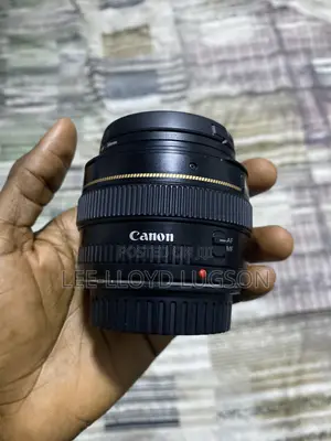 Canon EF 50mm F/1.4 USM Lens