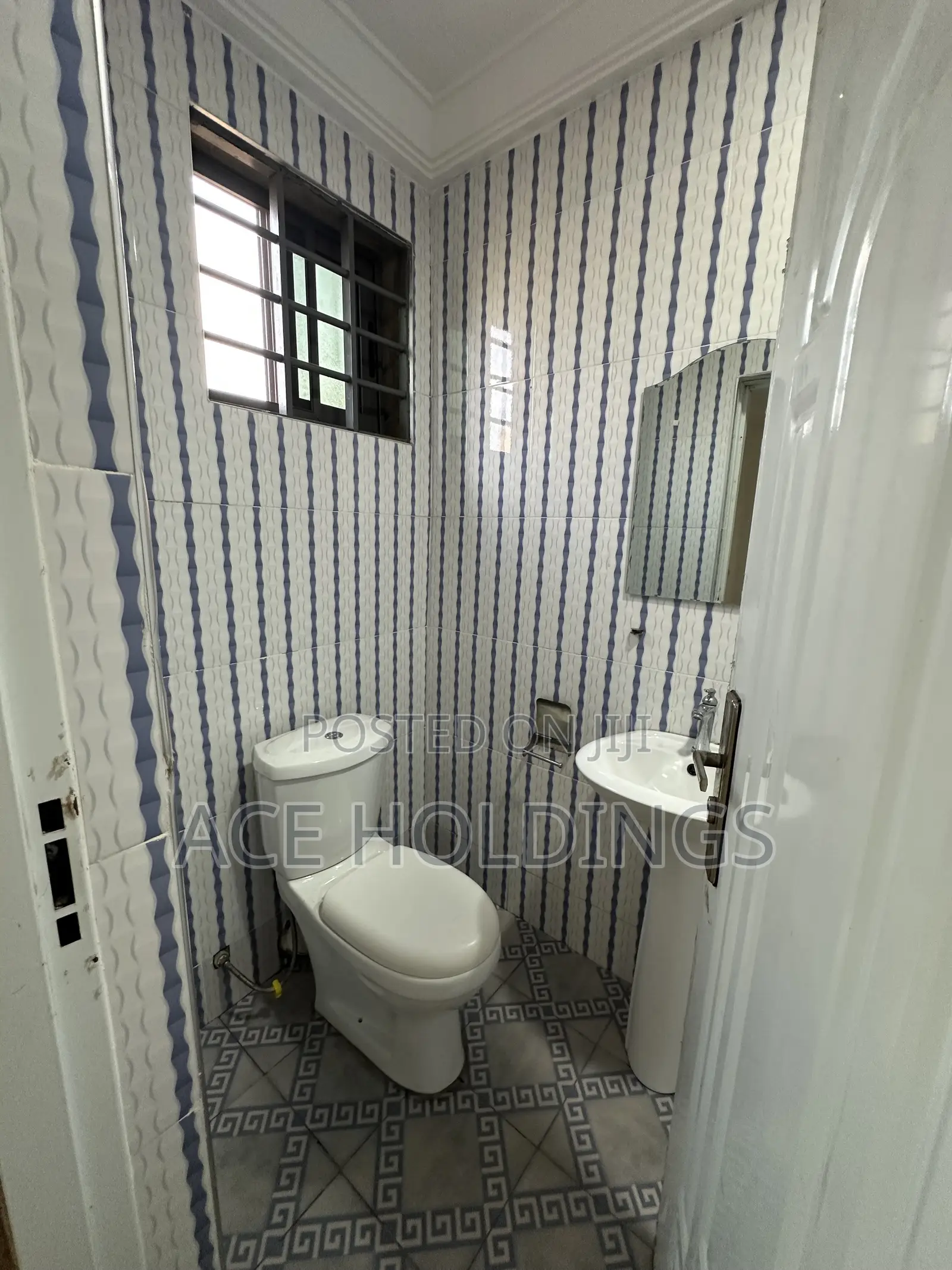 2bdrm Apartment in Nmai Dzorn, School Junction for rent