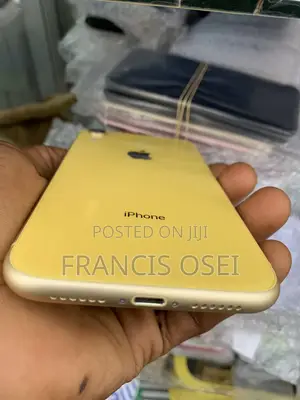 Apple iPhone XR 64 GB Yellow