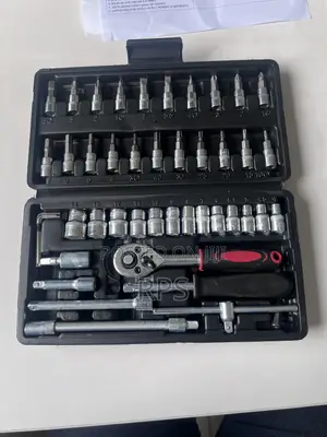 46 PCS Socket Wrench Set