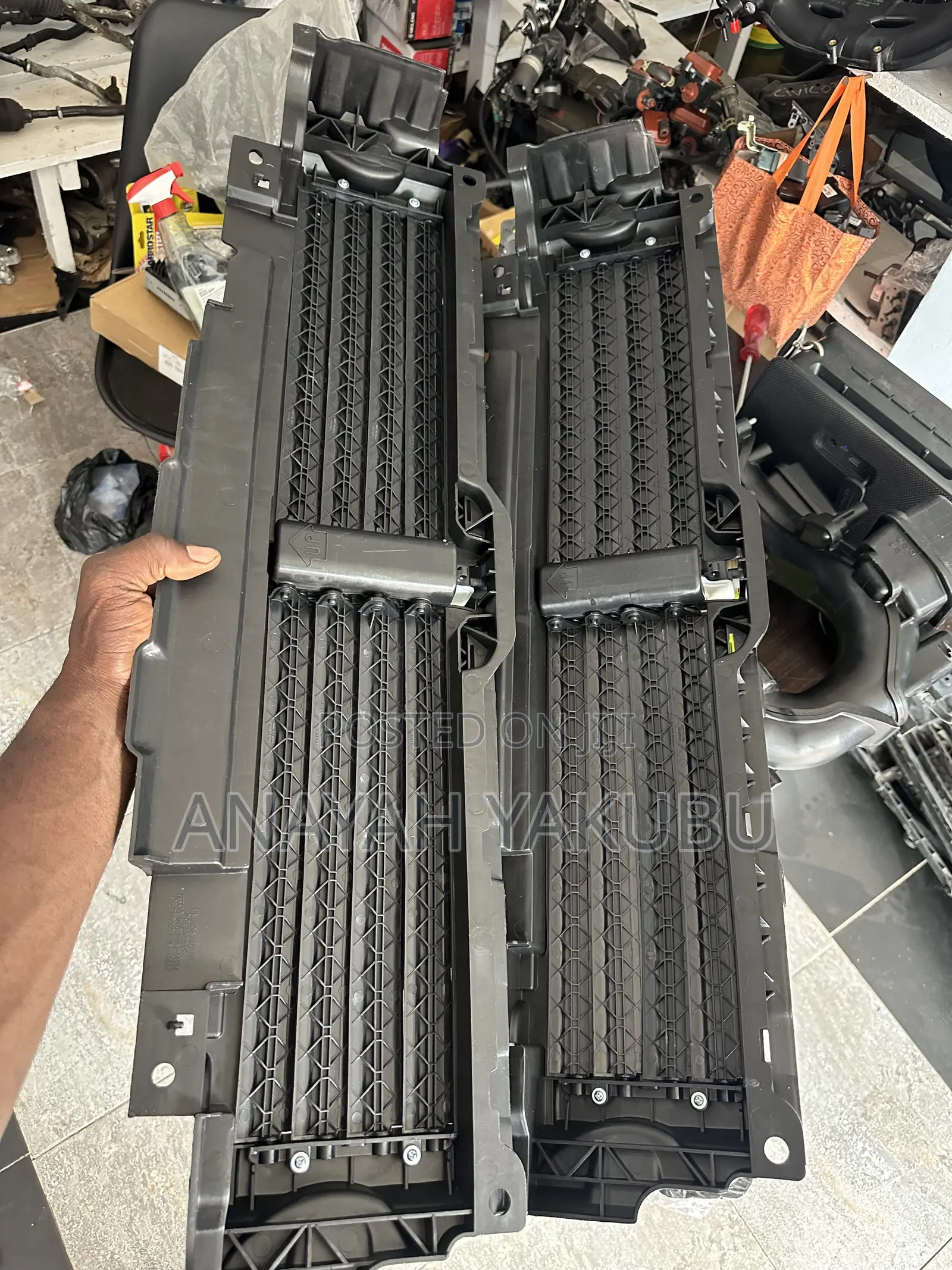 2018-21 Honda Accord Shutter Grille