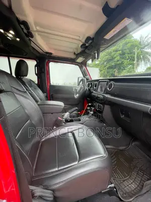 Jeep Wrangler 2022 Red