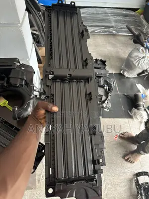 2023-25 Honda CRV Shutter Grille
