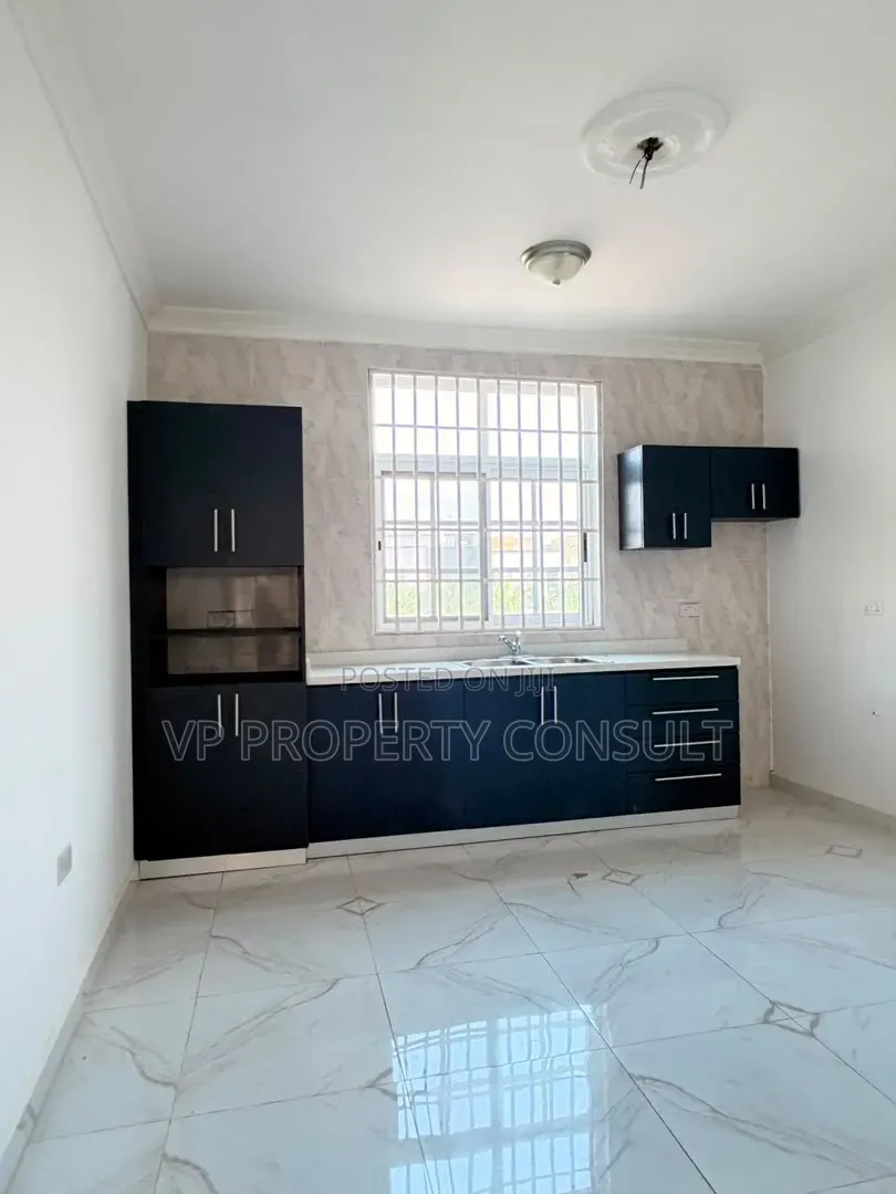 2bdrm Apartment in School Junction for rent