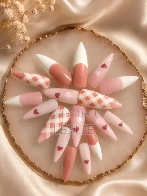 Pretty Press on Nails