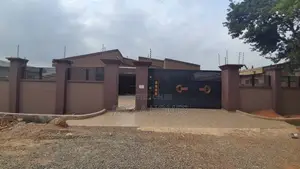 3bdrm House in Adenta Frafraha for rent