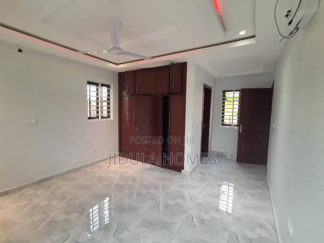 3bdrm House in Adenta Frafraha for rent