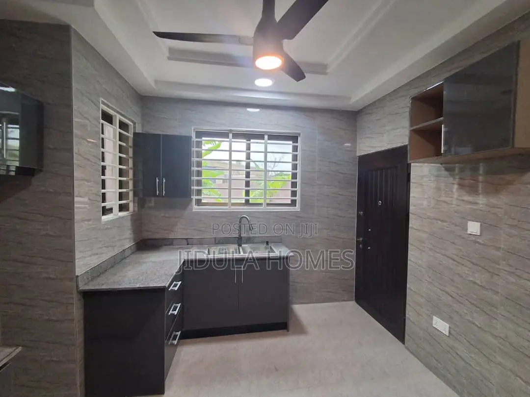 3bdrm House in Adenta Frafraha for rent
