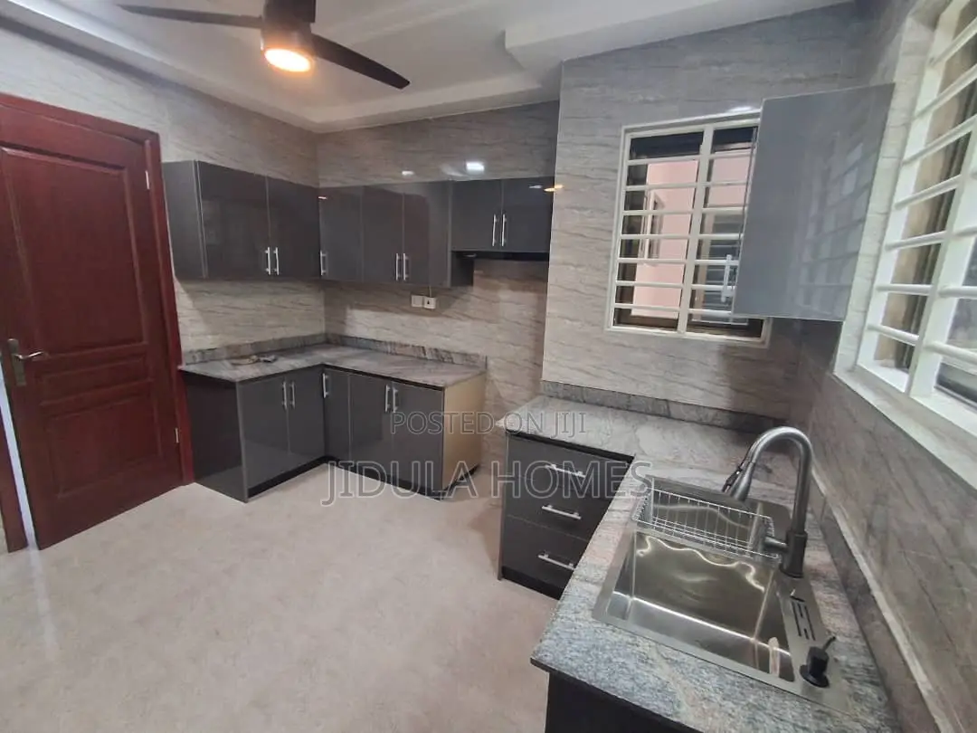 3bdrm House in Adenta Frafraha for rent