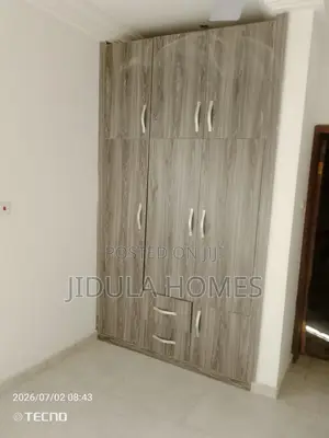 2bdrm Apartment in Adenta Ashiyie, Frafraha for rent