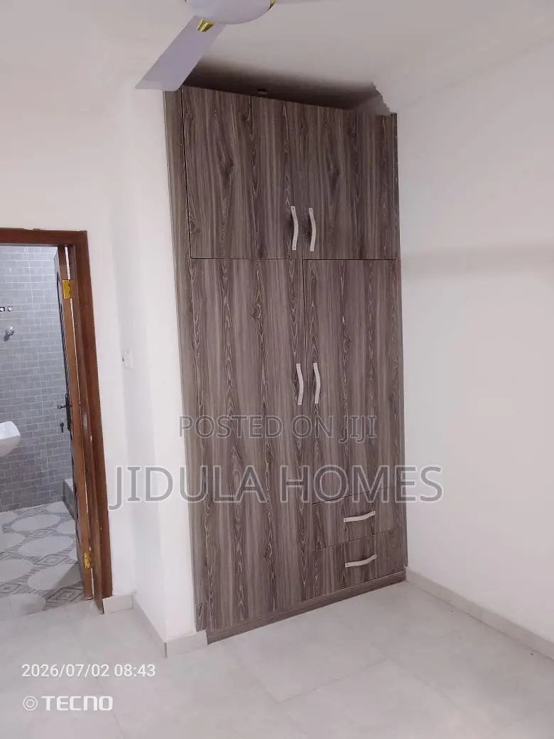 2bdrm Apartment in Adenta Ashiyie, Frafraha for rent