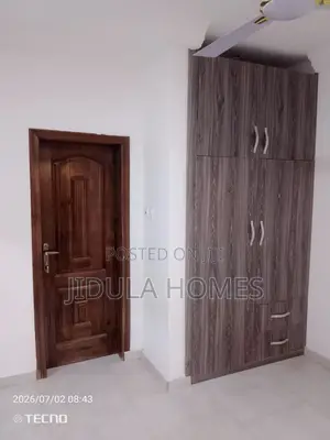 2bdrm Apartment in Adenta Ashiyie, Frafraha for rent