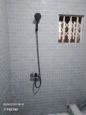 2bdrm Apartment in Adenta Ashiyie, Frafraha for rent