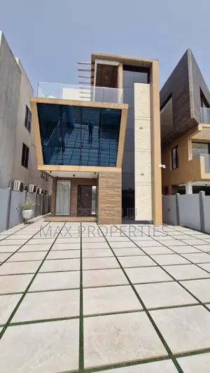 4bdrm House in East Legon for sale